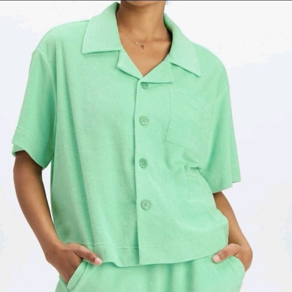 FABLETICS Mint Green Island Terry Boxy Button Up Size Large NWT MSRP $59.95